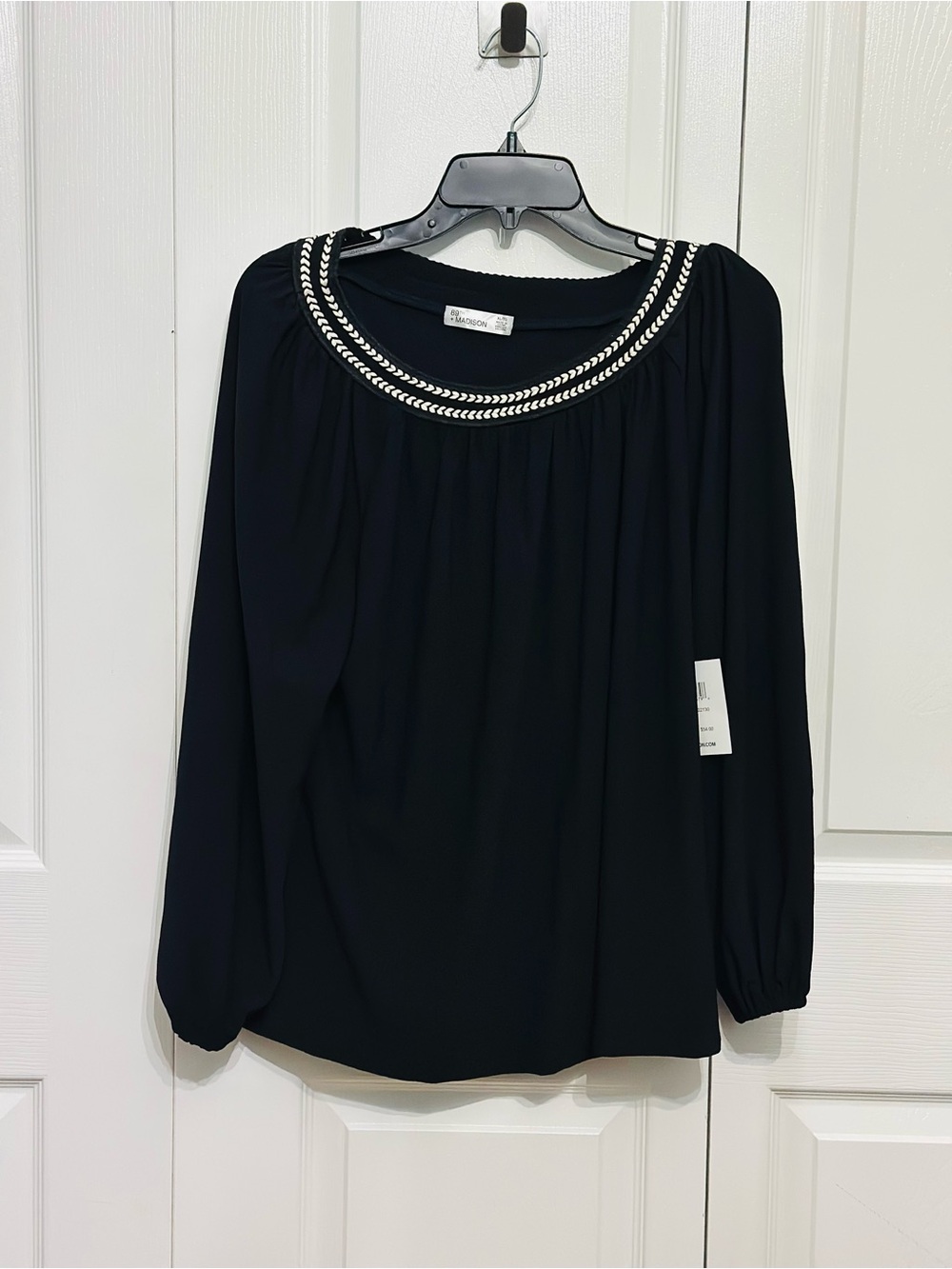 89th + Madison Black Embellished Neck Long Sleeve Blouse Size XL NWT
